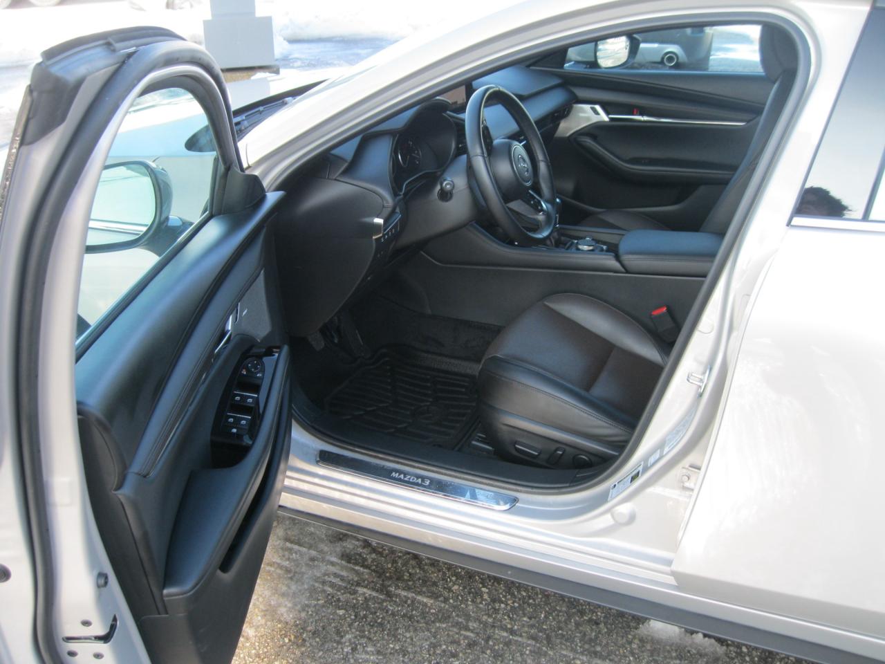 2025 Mazda 3 GT (M6) 4dr Front-Wheel Drive Sport Photo