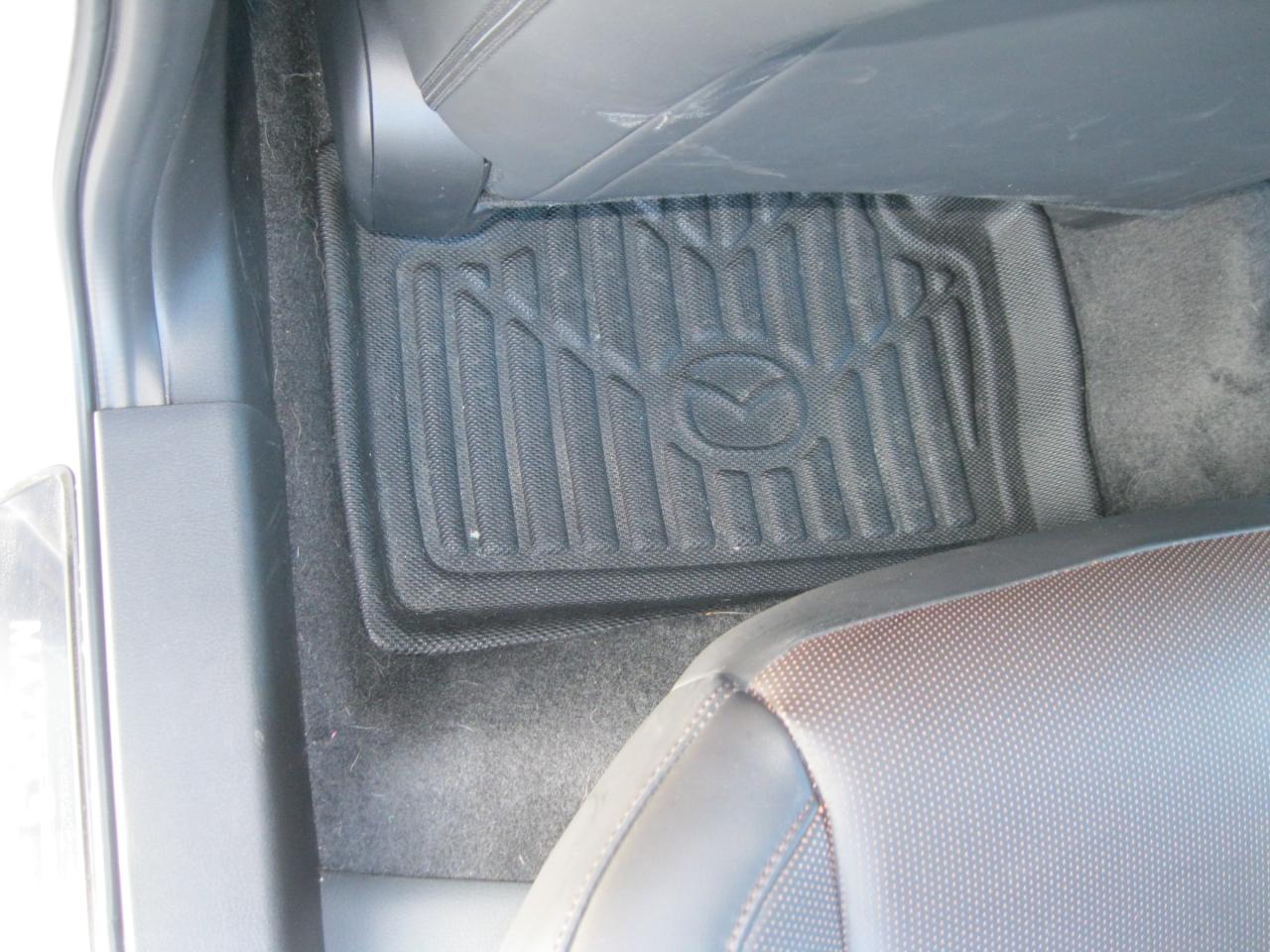 2025 Mazda 3 GT (M6) 4dr Front-Wheel Drive Sport Photo