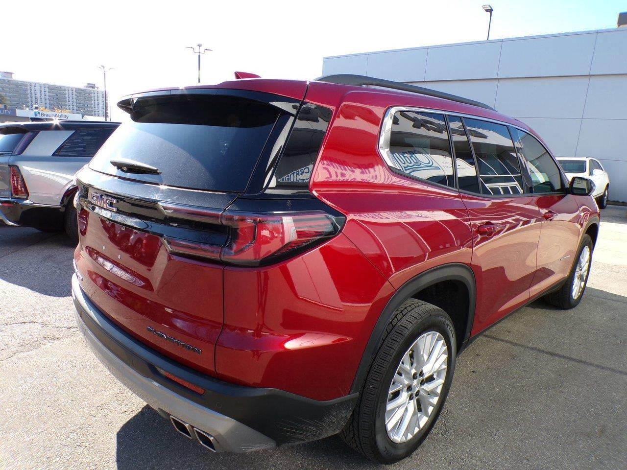 2025 GMC Acadia Elevation 4dr All-Wheel Drive Photo3