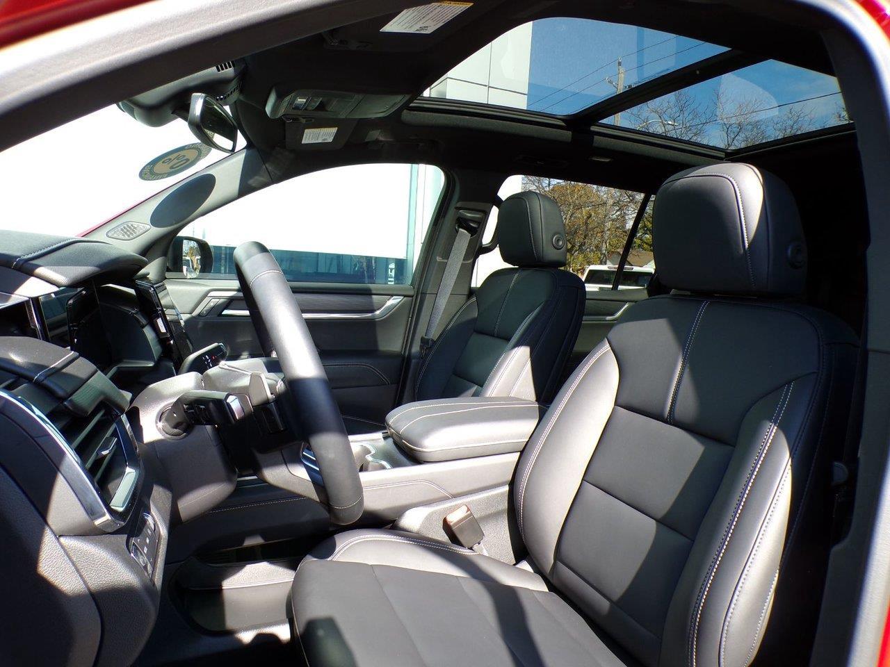 2025 GMC Acadia Elevation 4dr All-Wheel Drive Photo