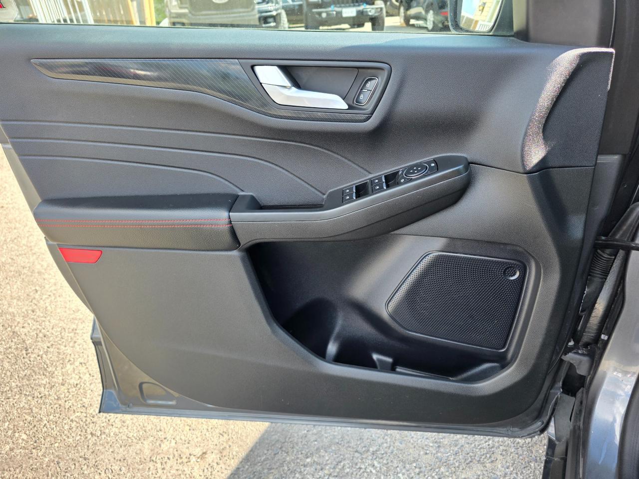 2023 Ford Escape ST-Line 4dr All-Wheel Drive Photo