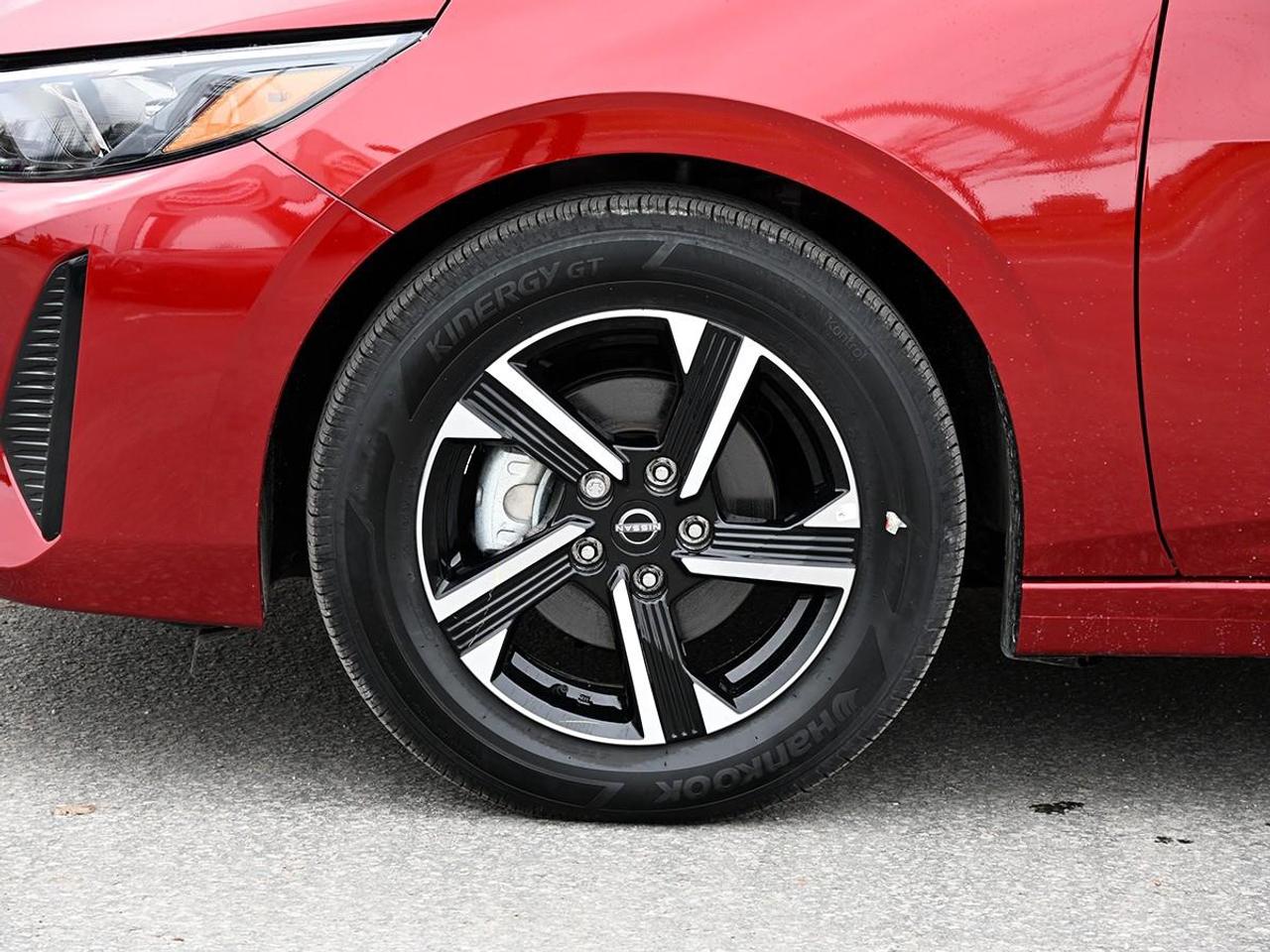 2025 Nissan Sentra SV 4DR SEDAN Photo4