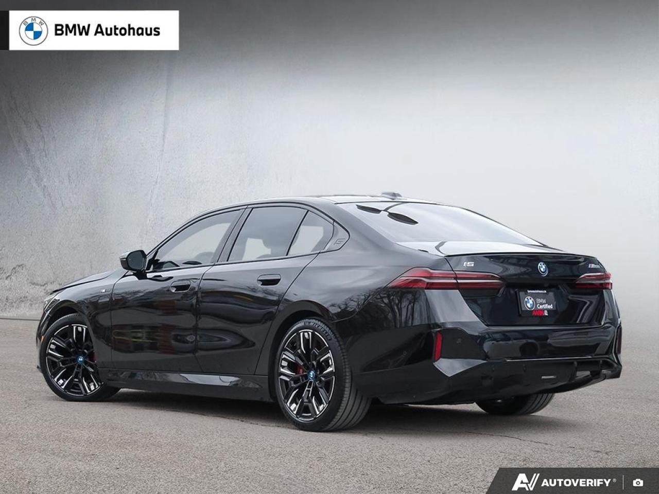 2024 BMW i5 M60 xDrive Sedan Photo