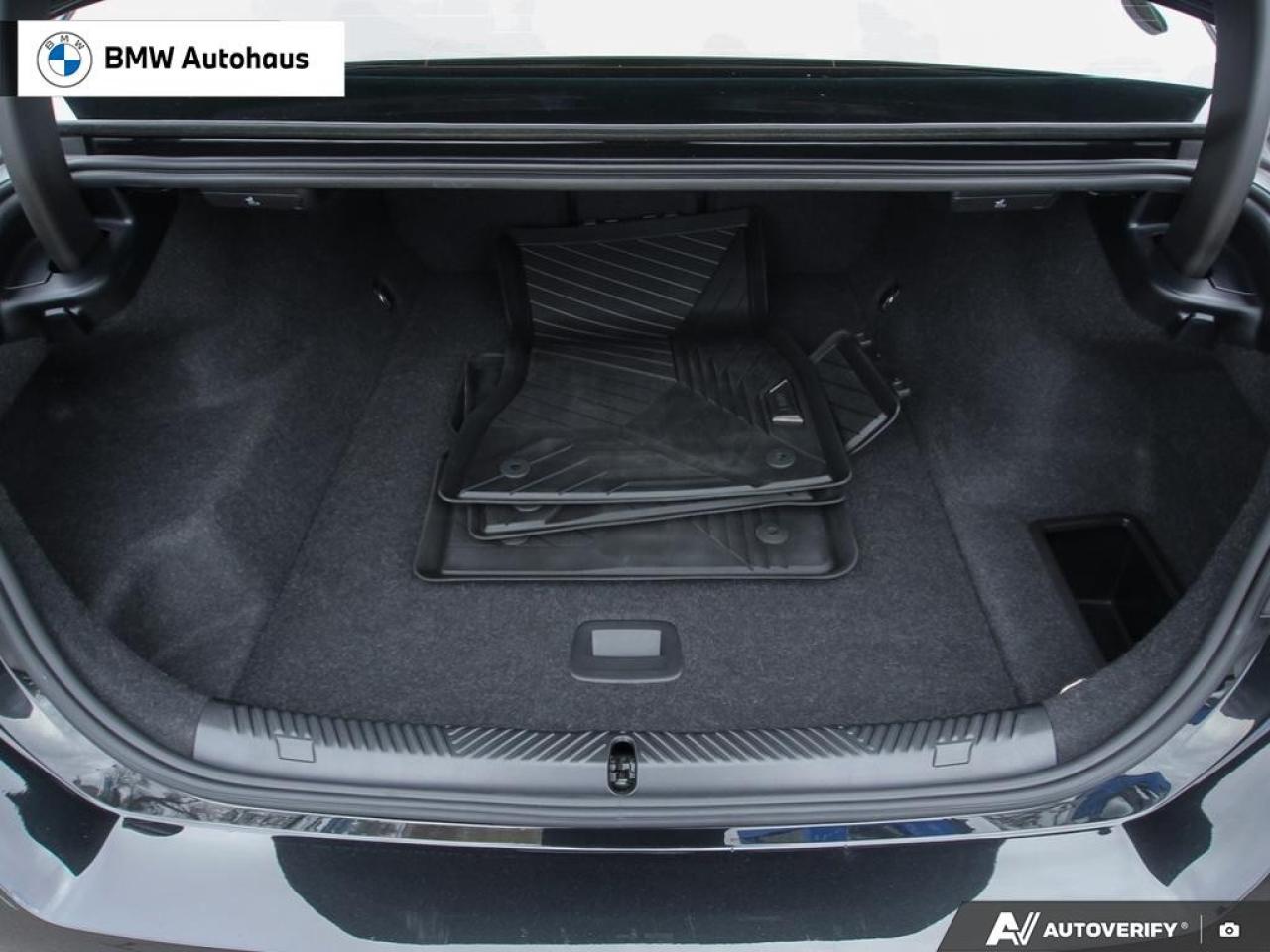 2024 BMW i5 M60 xDrive Sedan Photo