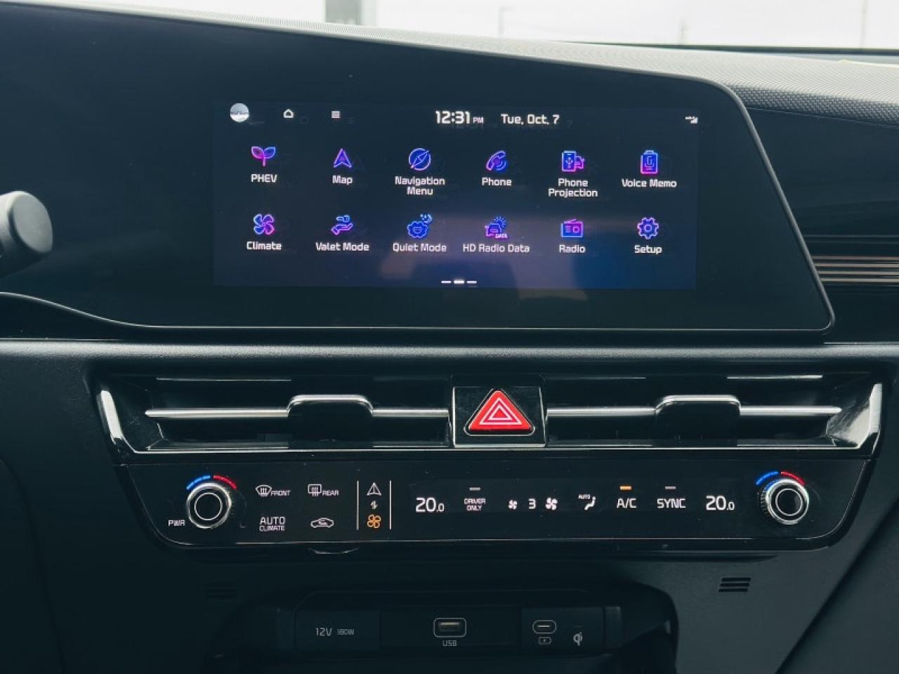 2025 Kia Niro Plug-In Hybrid EX Photo