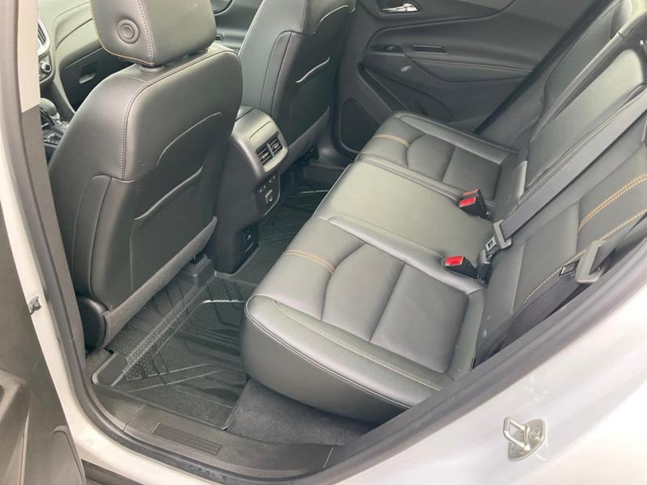 2024 Chevrolet Equinox Premier Photo