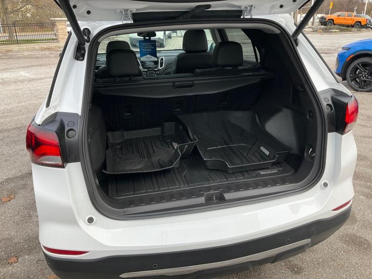 2024 Chevrolet Equinox Premier Photo