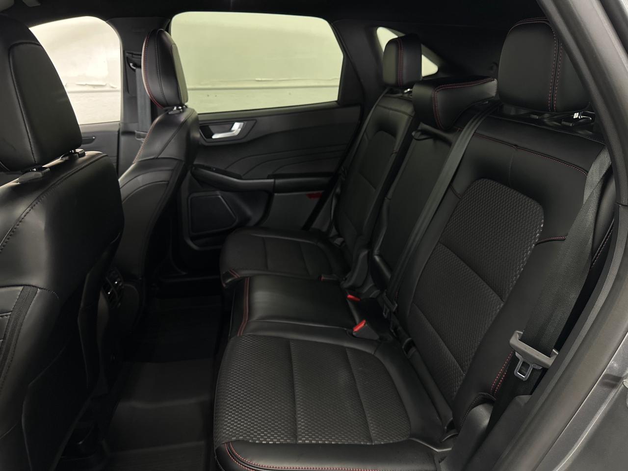 2024 Ford Escape ST-Line 4dr All-Wheel Drive Photo