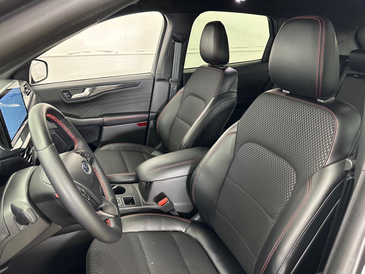 2024 Ford Escape ST-Line 4dr All-Wheel Drive Photo