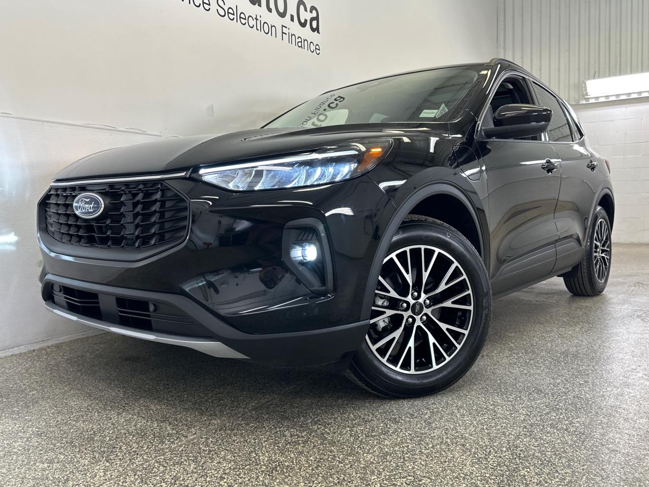 2023 Ford Escape PHEV 4dr Front-Wheel Drive Photo