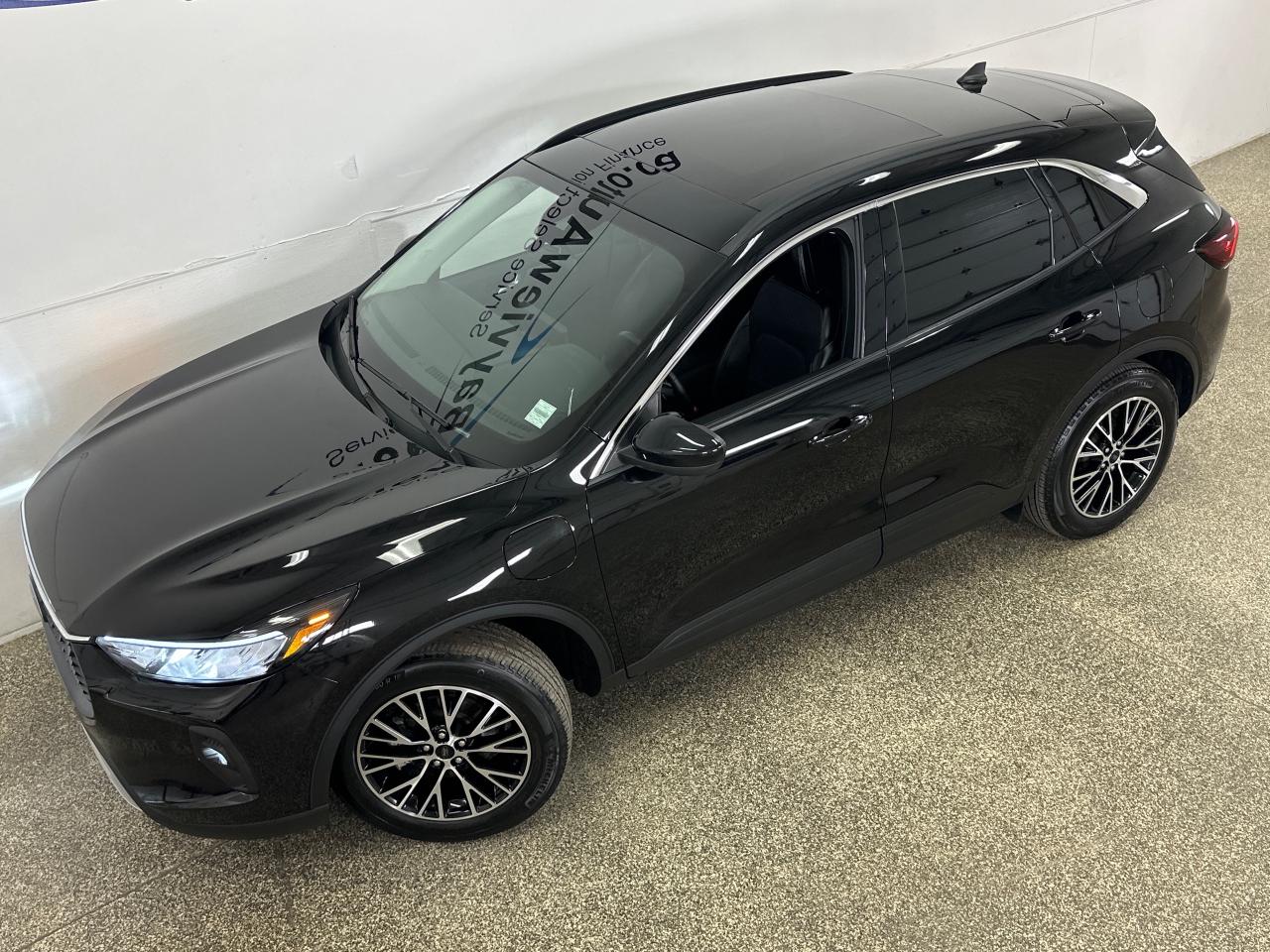 Serving Quinte for 60 years! 43,000 vehicles sold! We are one of Canadas largest independent retailers! High quantity-quality lease returns at live market pricing, best finance rates, rates as low as 6.45%, and no hidden fees. Up to 300 vehicles to choose from in 1 location. The way used car buying should be!