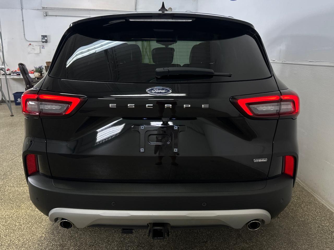 2023 Ford Escape PHEV 4dr Front-Wheel Drive Photo