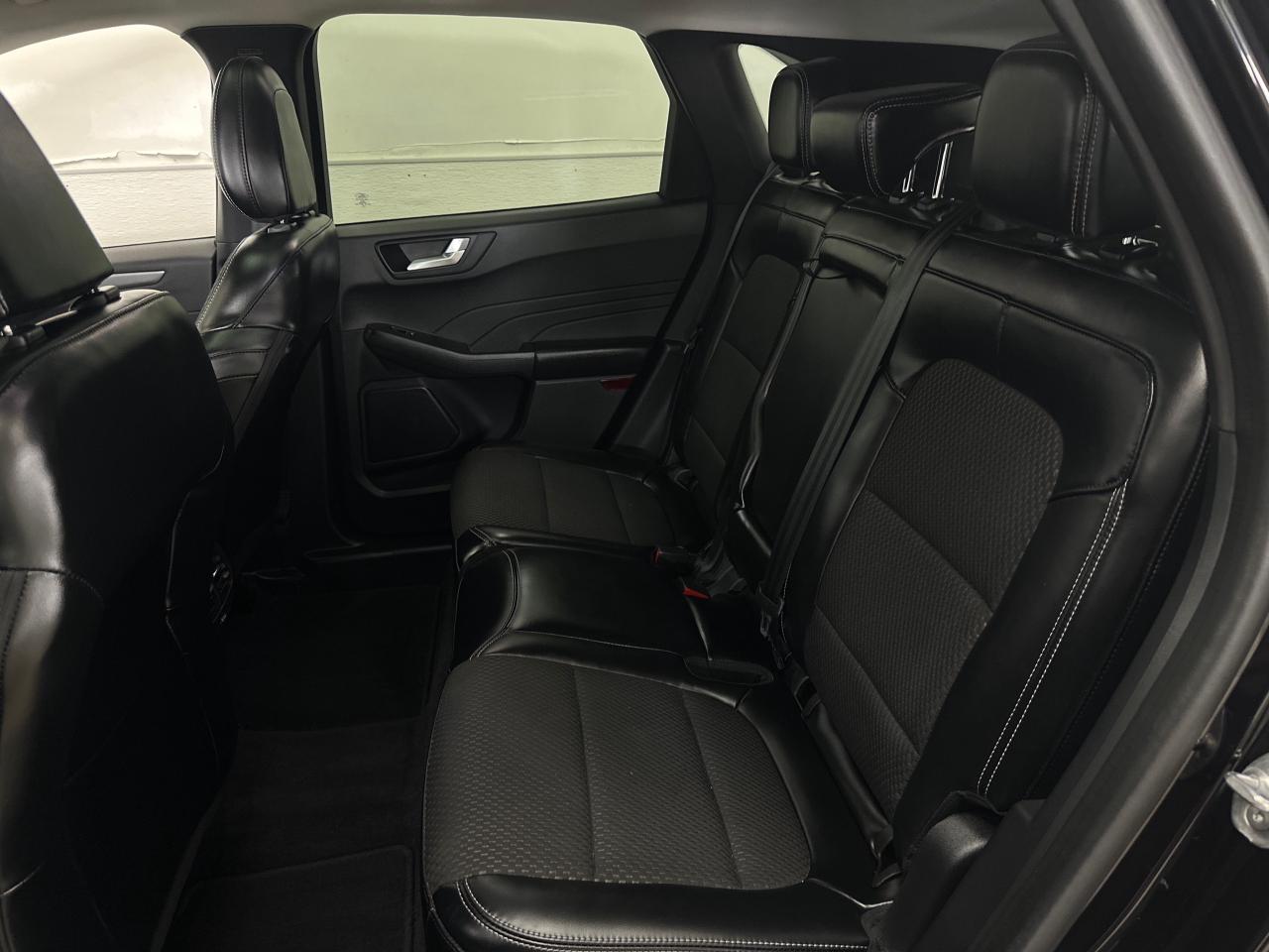 2023 Ford Escape PHEV 4dr Front-Wheel Drive Photo