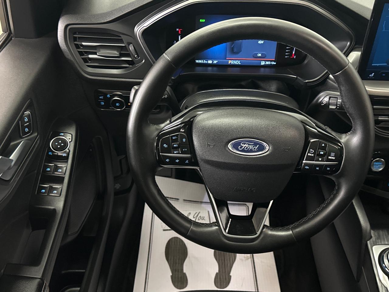 2023 Ford Escape PHEV 4dr Front-Wheel Drive Photo