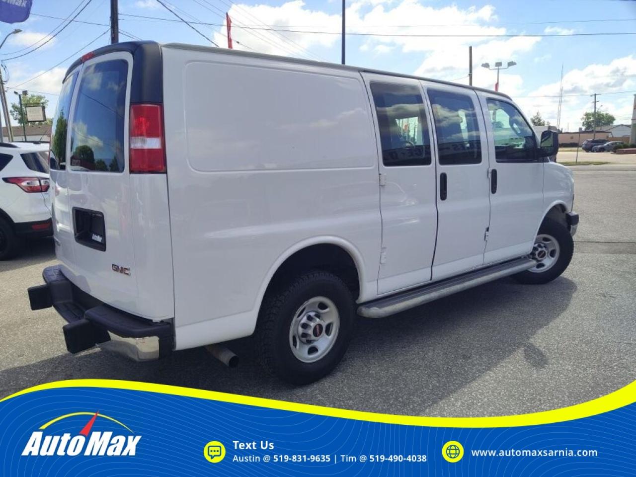 2018 GMC Savana 2500 Work Van Rear-Wheel Drive Cargo Van Photo