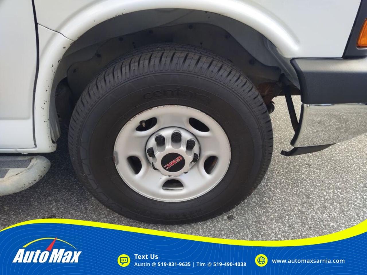 2018 GMC Savana 2500 Work Van Rear-Wheel Drive Cargo Van Photo