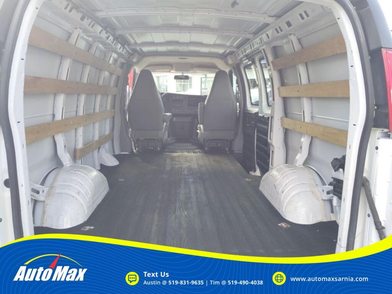 2018 GMC Savana 2500 Work Van Rear-Wheel Drive Cargo Van Photo