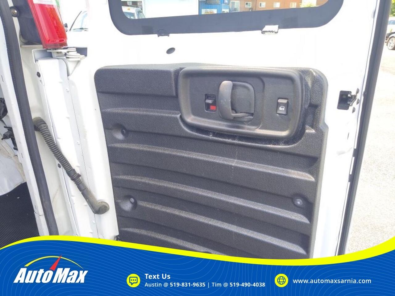 2018 GMC Savana 2500 Work Van Rear-Wheel Drive Cargo Van Photo