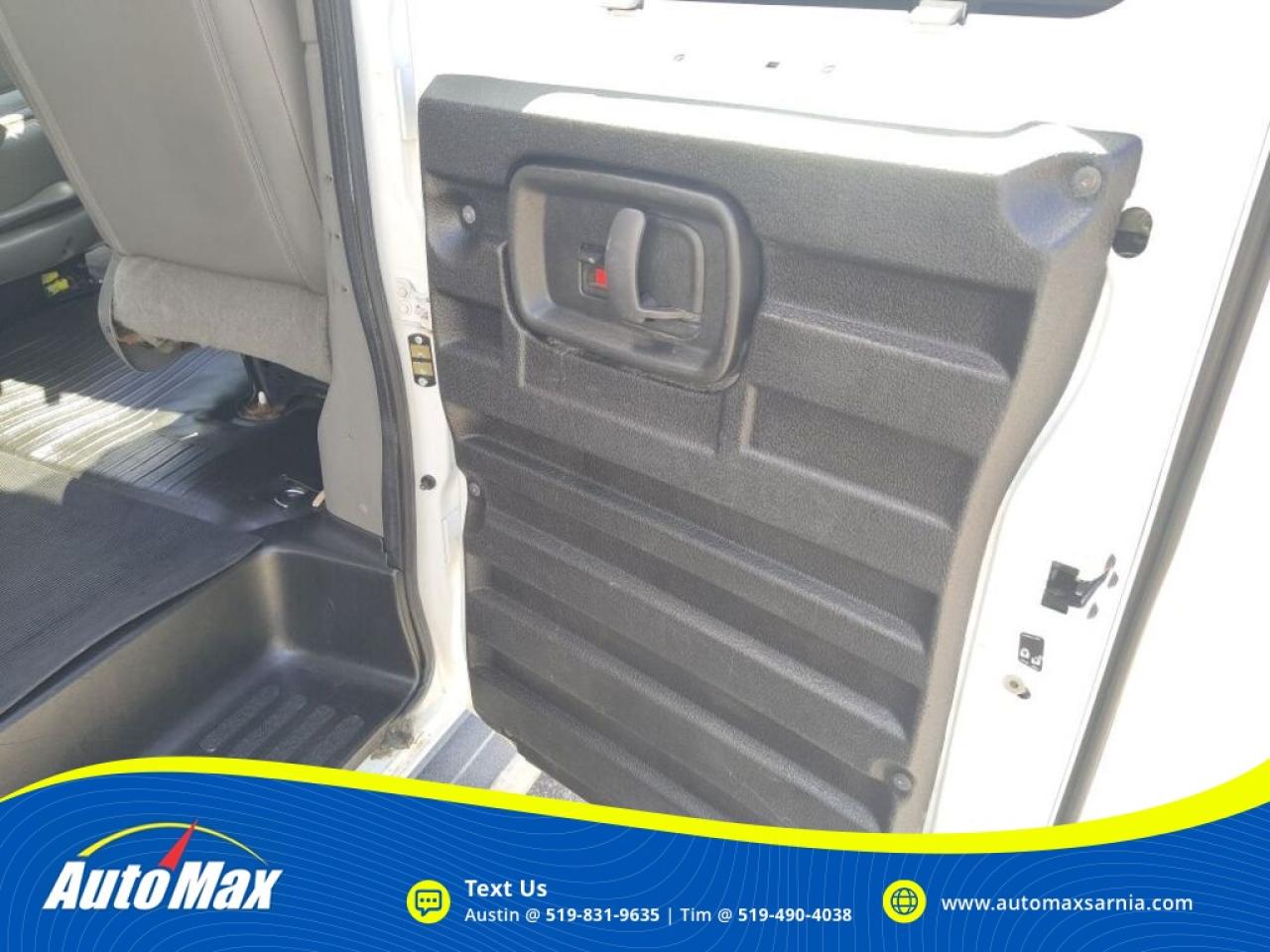 2018 GMC Savana 2500 Work Van Rear-Wheel Drive Cargo Van Photo