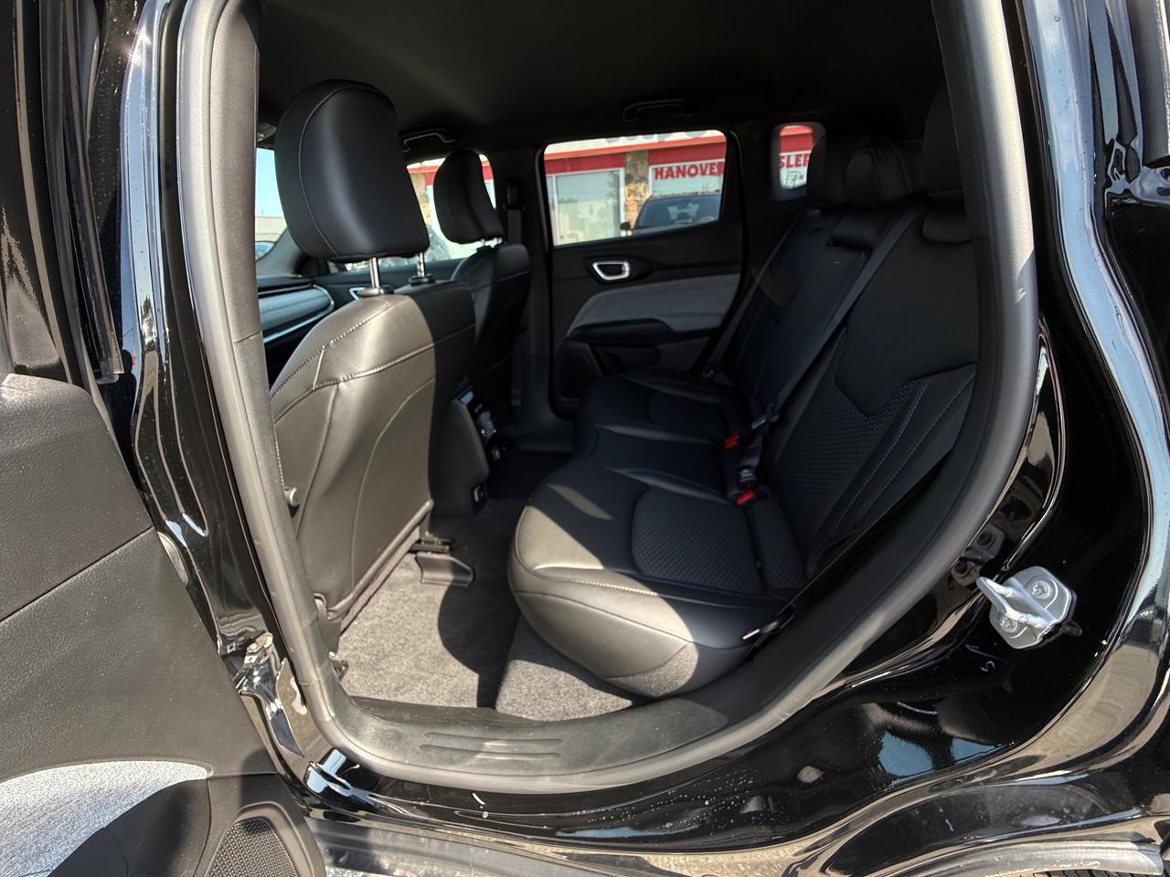 2025 Jeep Compass North 4dr 4x4 Photo