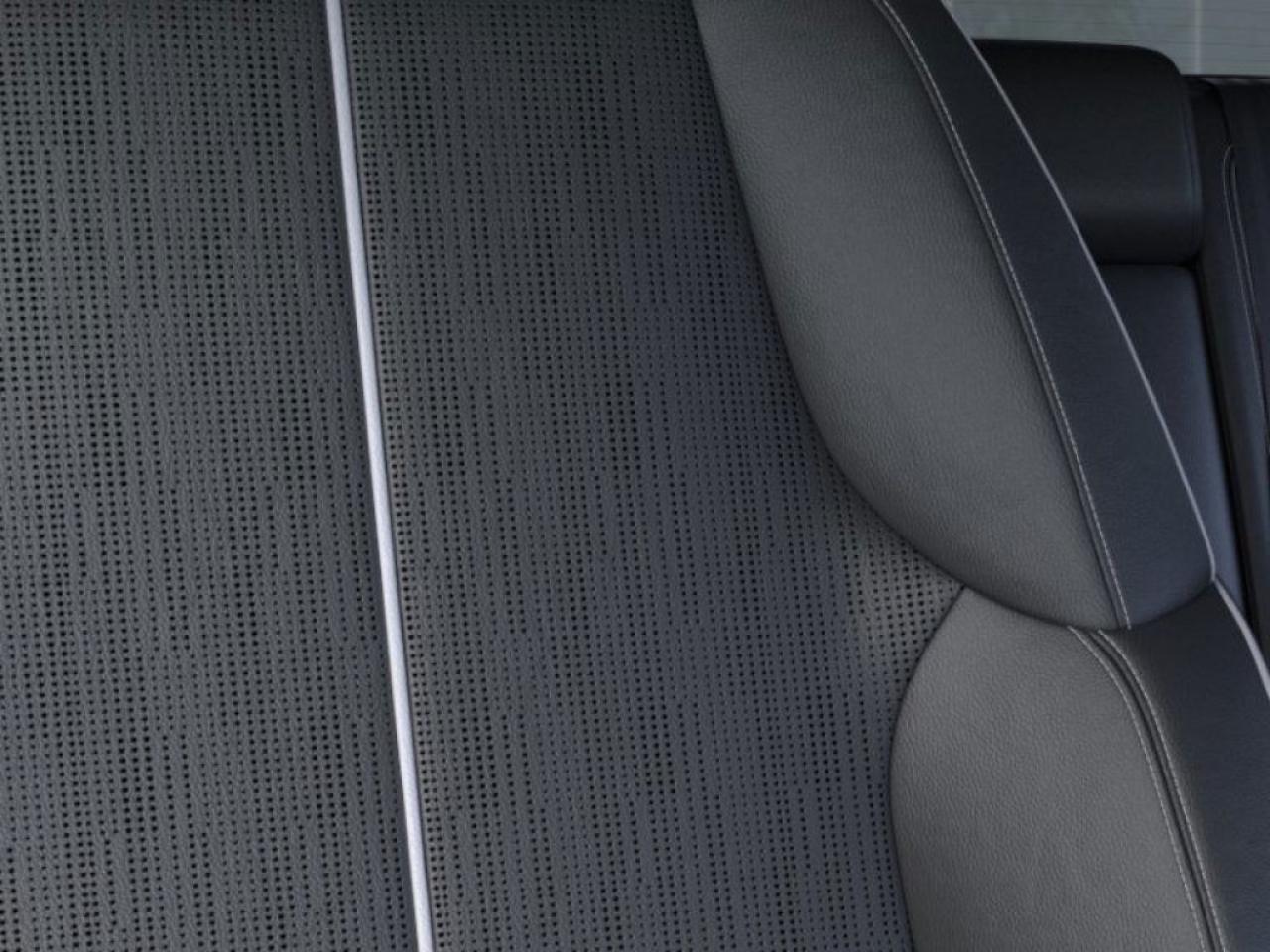 2025 Cadillac OPTIQ Sport Photo