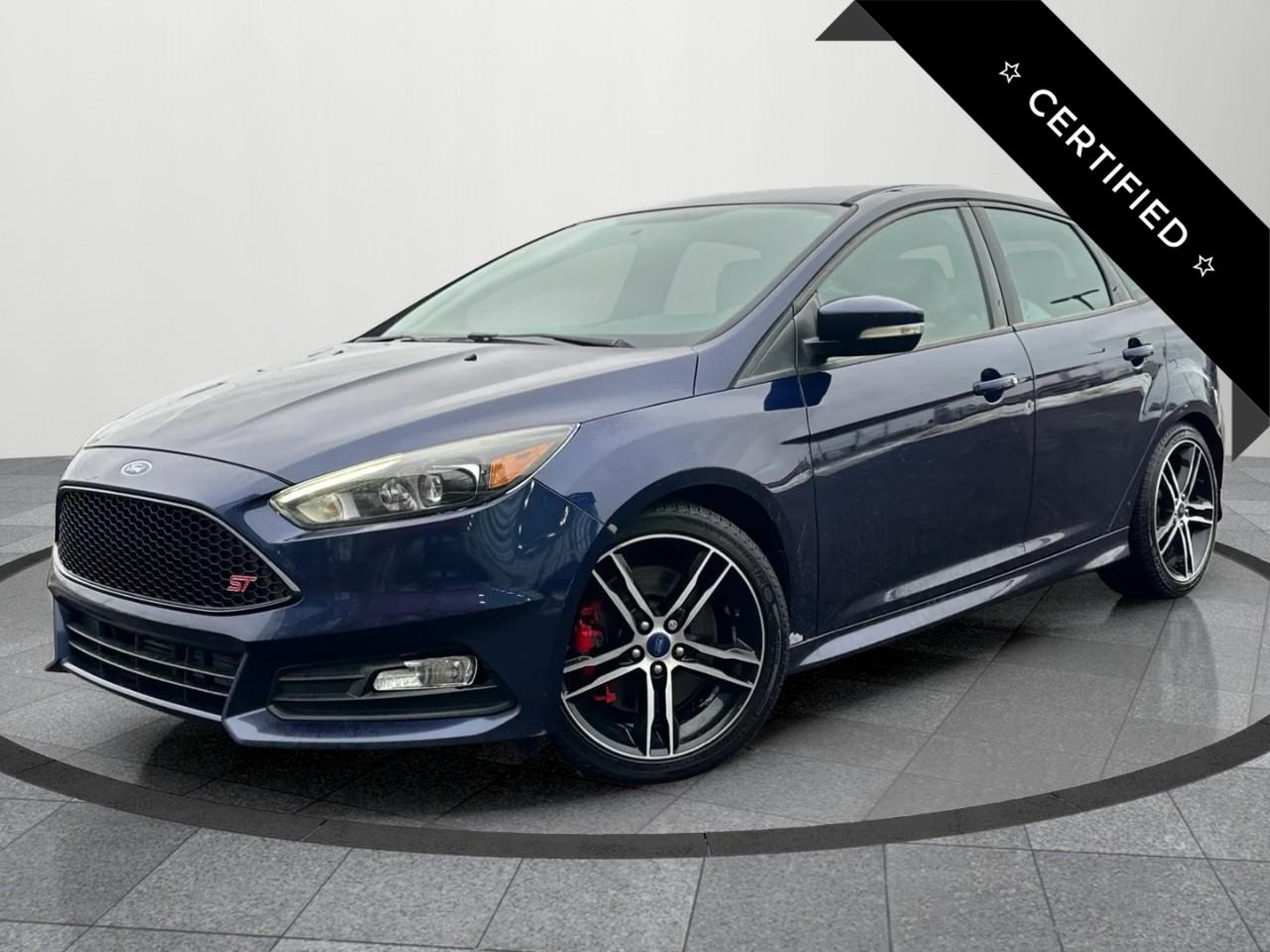 2016 Ford Focus ST Base 4dr Hatchback Photo0