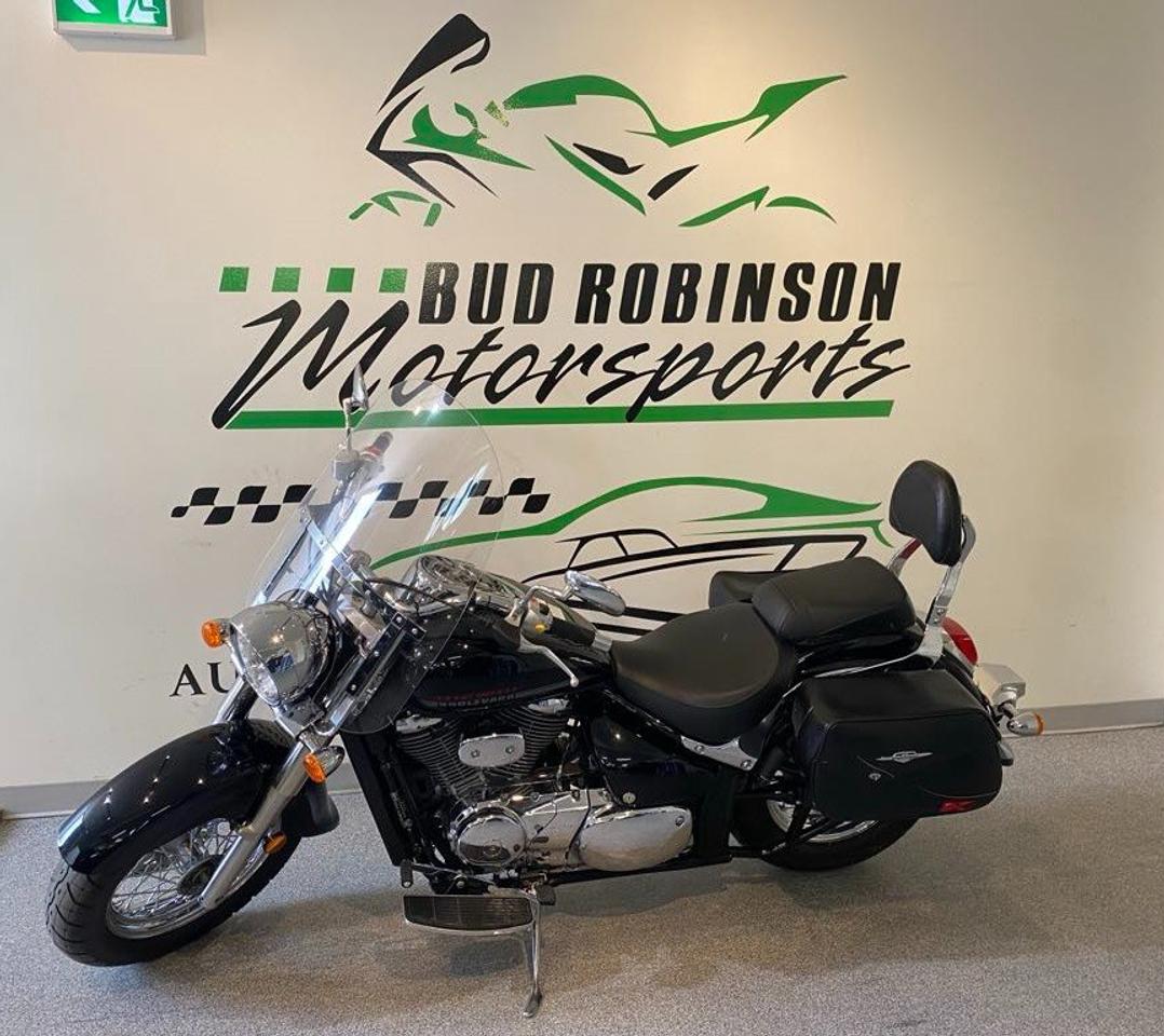 2016 Suzuki BOULEVARD C50T  Photo