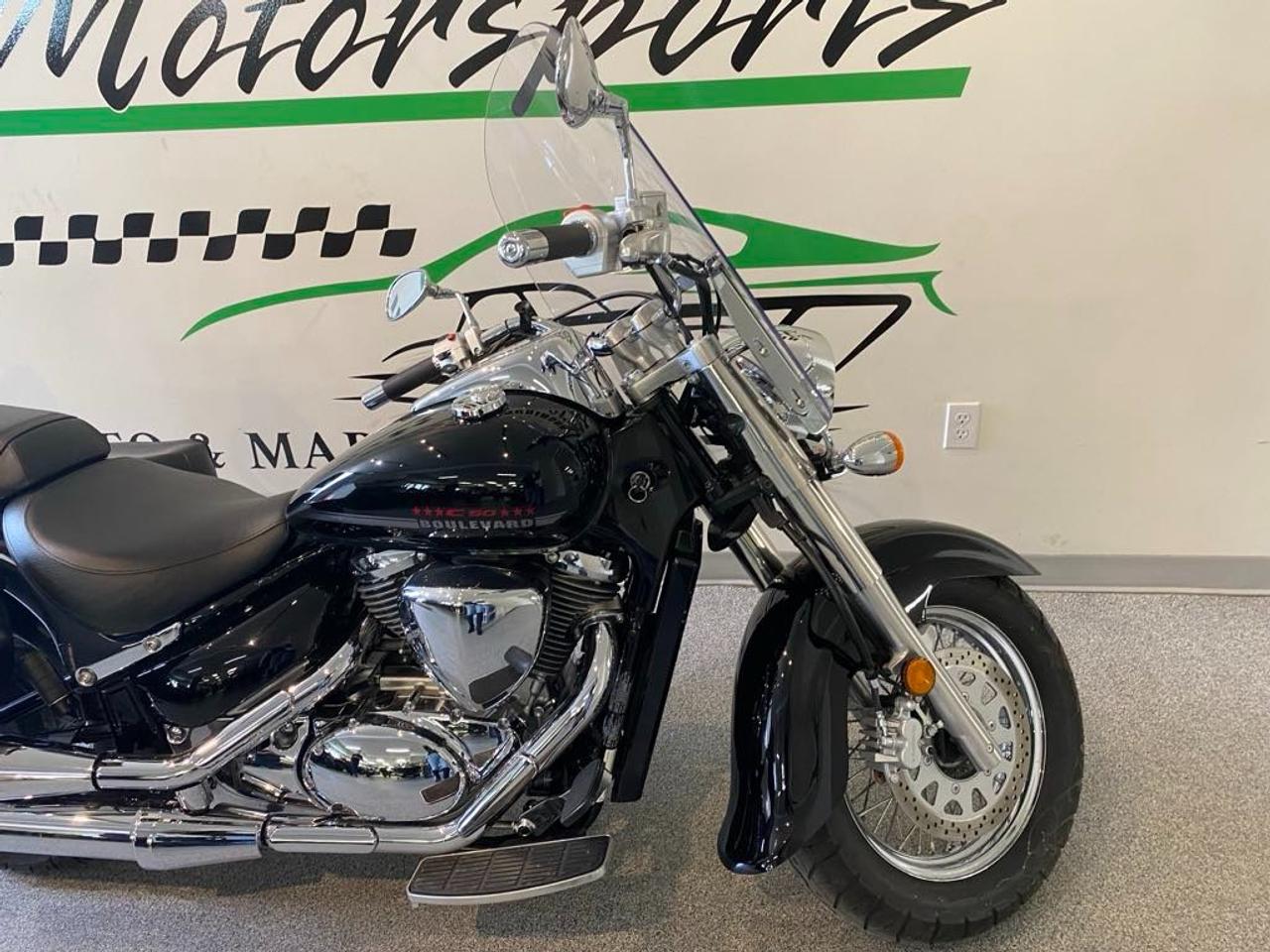 2016 Suzuki BOULEVARD C50T  Photo