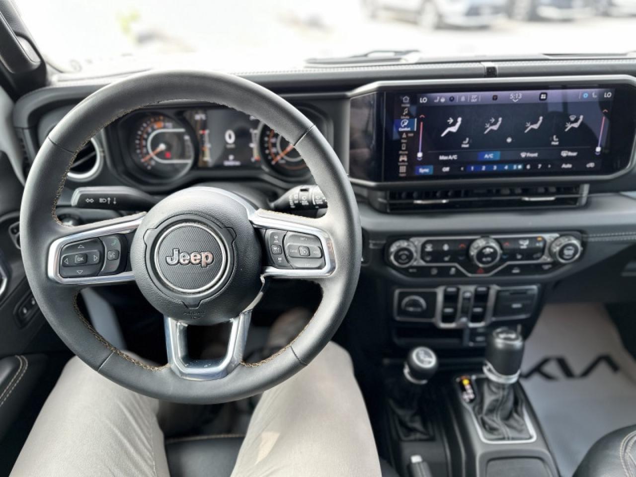 2024 Jeep Wrangler Sahara Photo