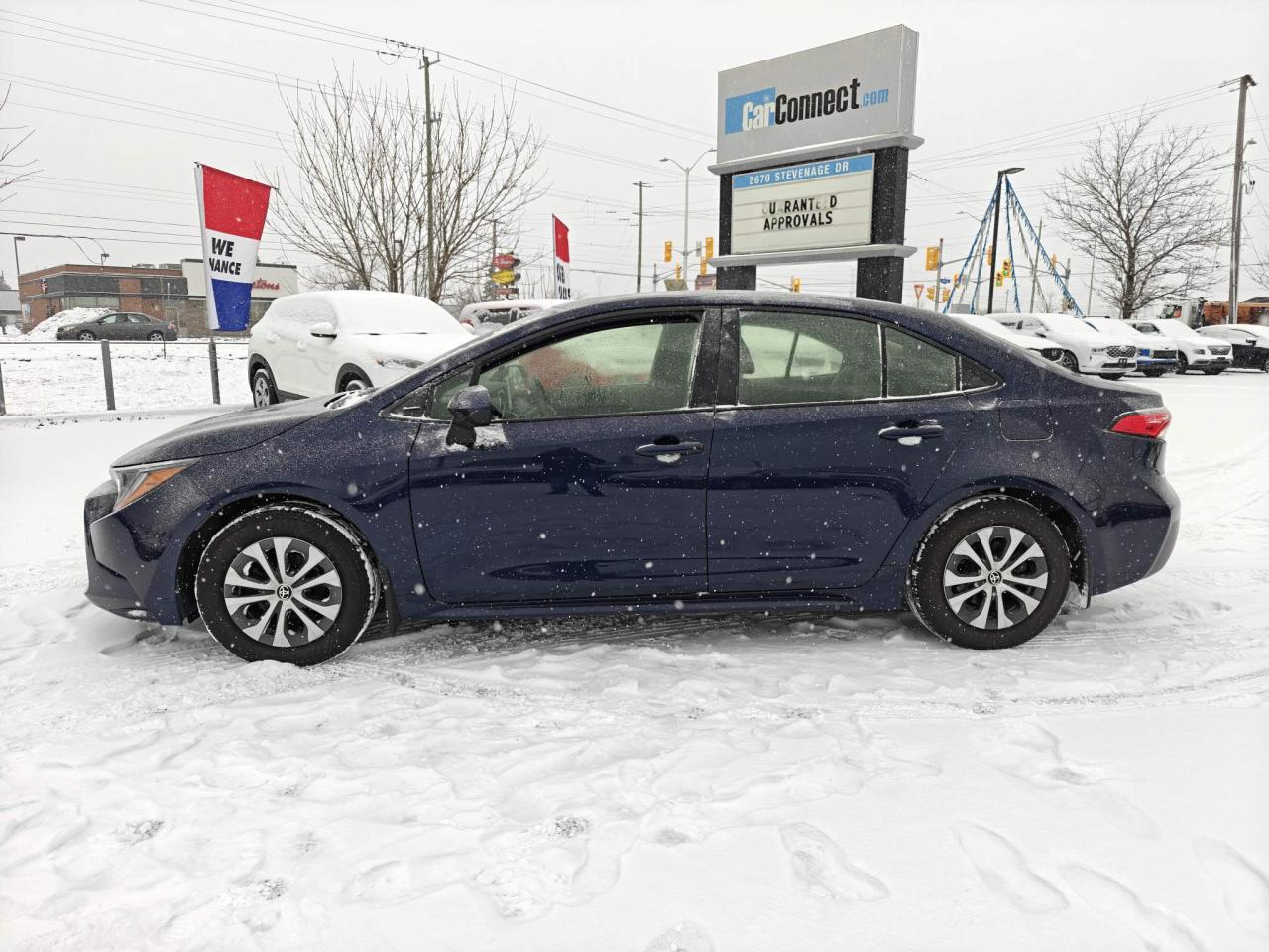 2022 Toyota Corolla Hybrid Base w/Li Battery 4dr Sedan Photo