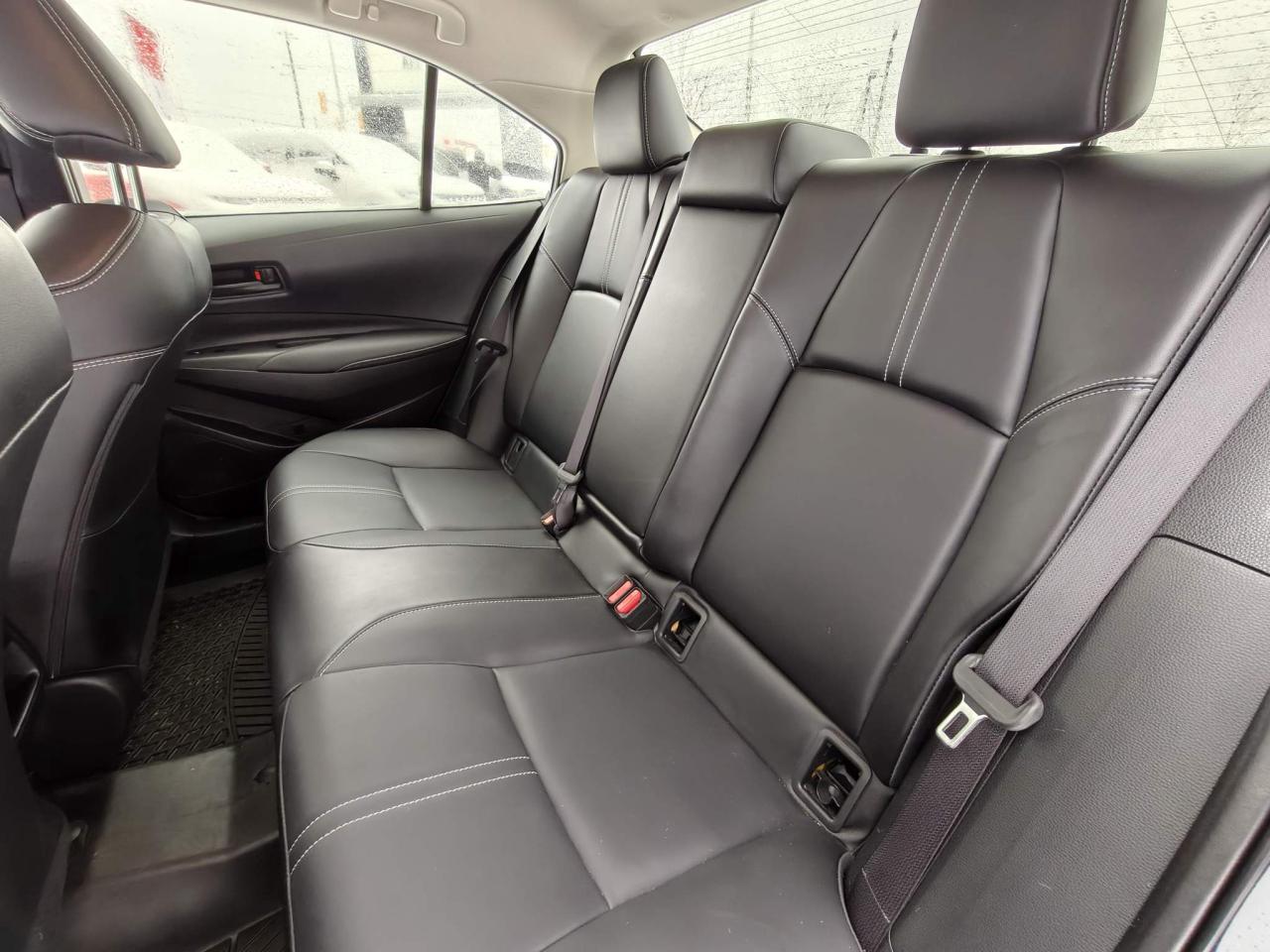 2022 Toyota Corolla Hybrid Base w/Li Battery 4dr Sedan Photo