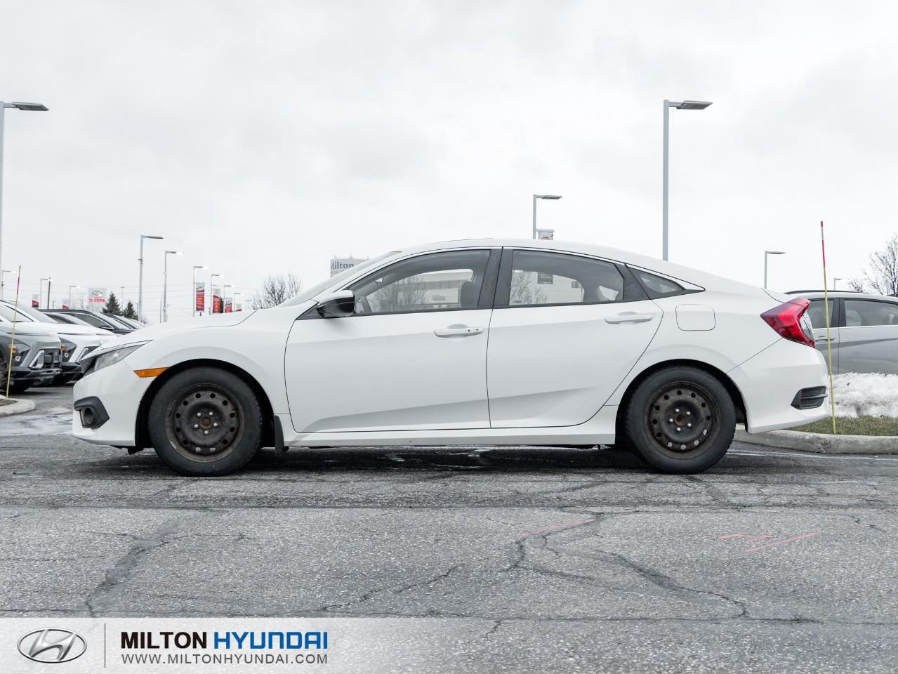 2017 Honda Civic EX (CVT) 4dr Sedan Photo2
