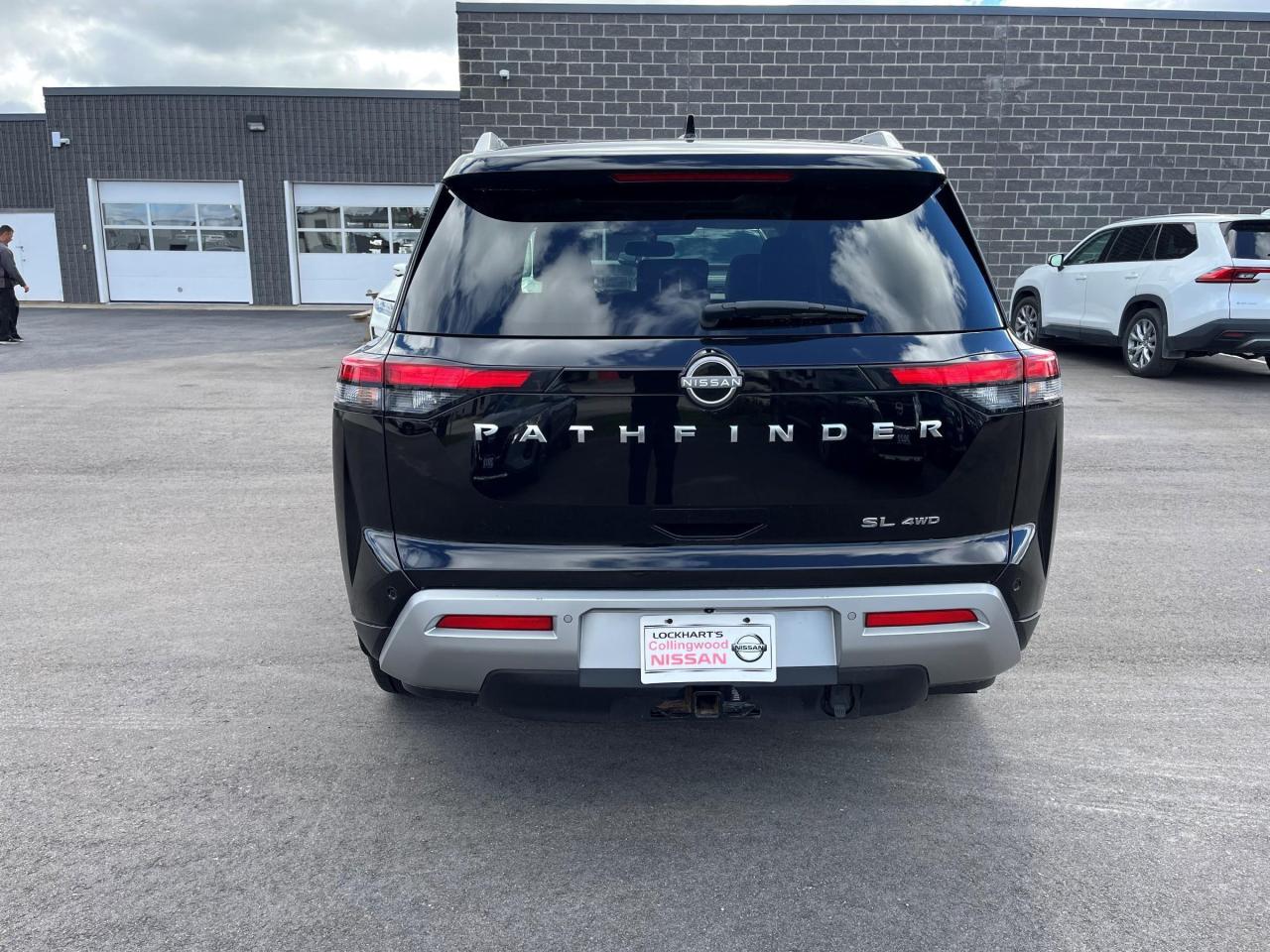 2022 Nissan Pathfinder SL 4dr 4x4 Photo