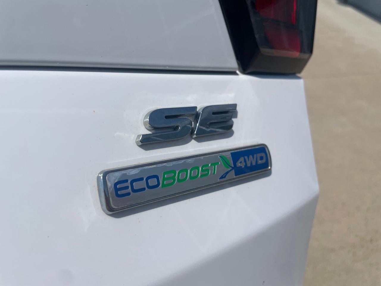 2018 Ford Escape SE 4dr 4x4 Photo