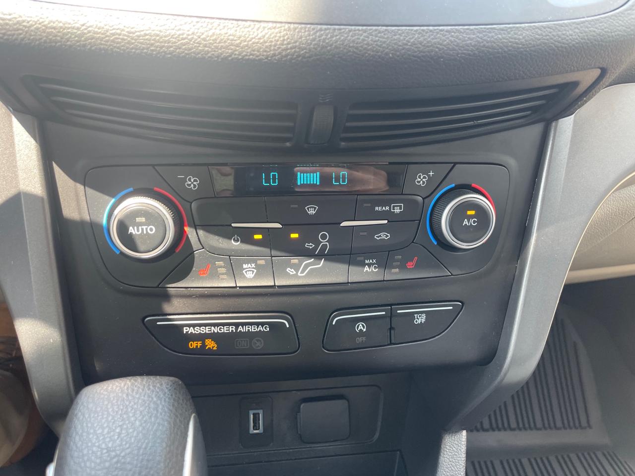 2018 Ford Escape SE 4dr 4x4 Photo