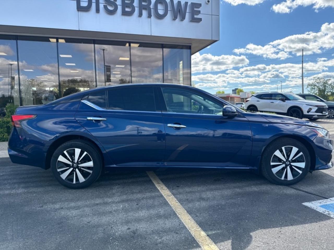 2020 Nissan Altima 2.5 SV Photo