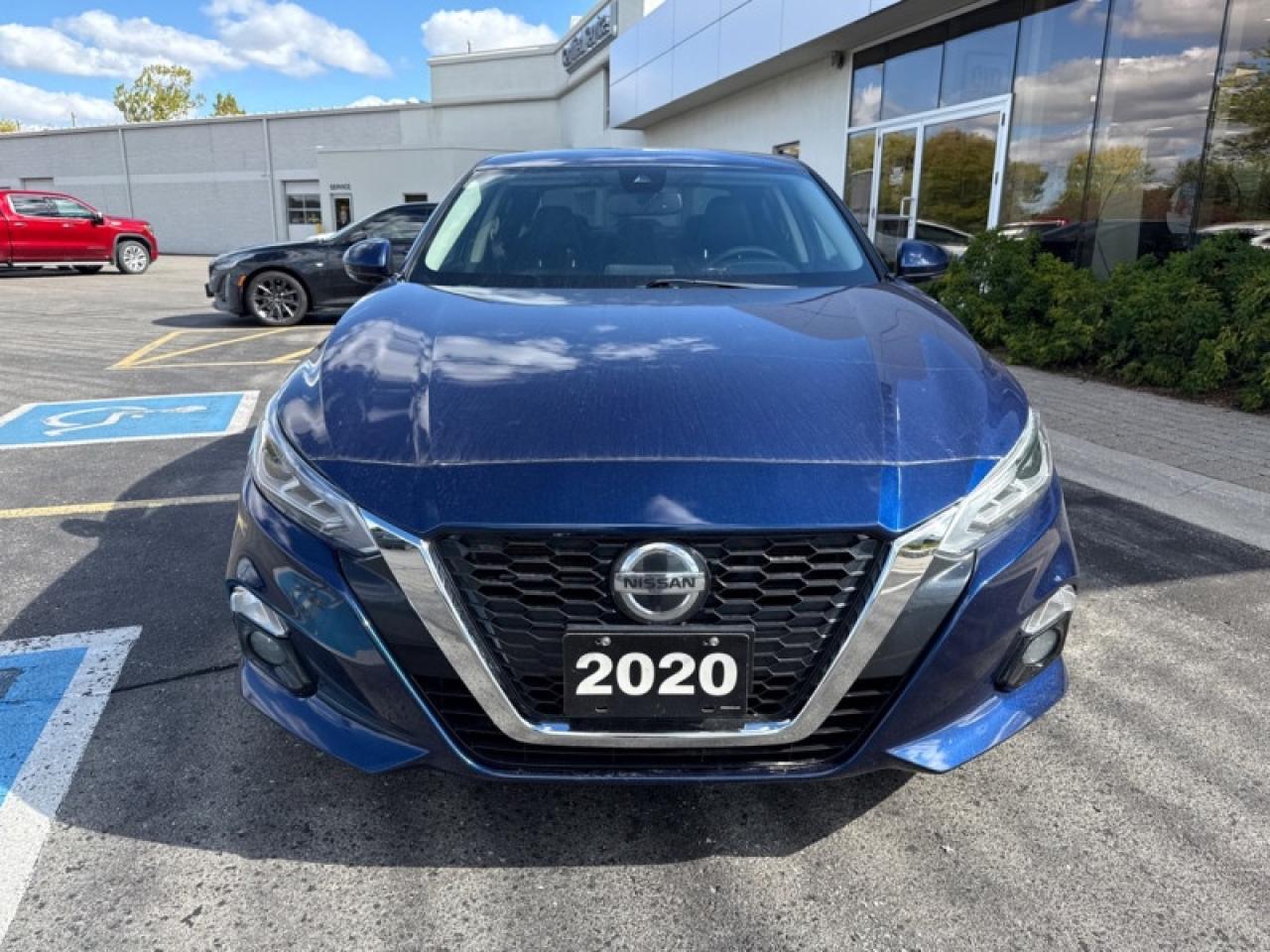 2020 Nissan Altima 2.5 SV Photo