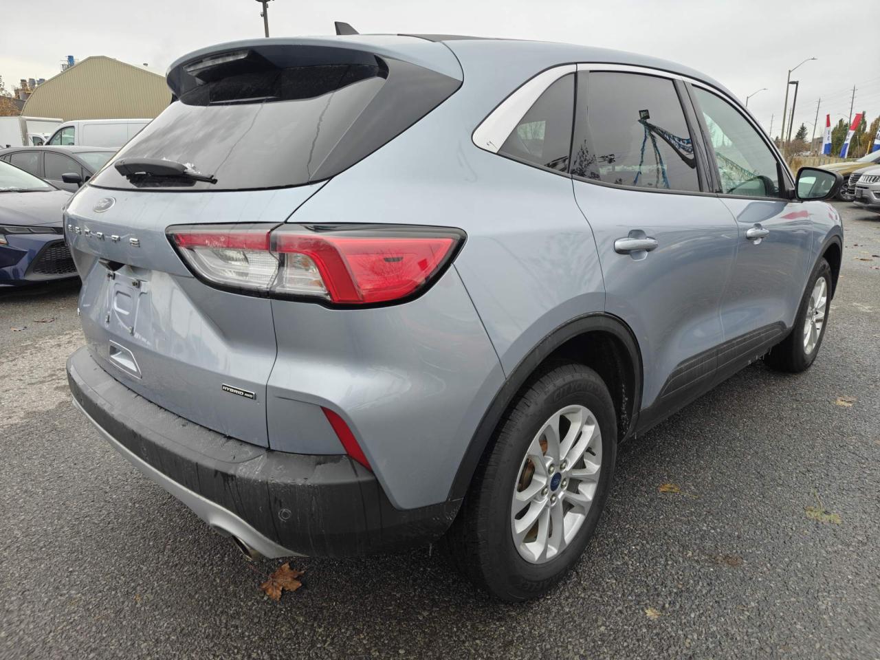 2022 Ford Escape SE Hybrid 4dr All-Wheel Drive Photo