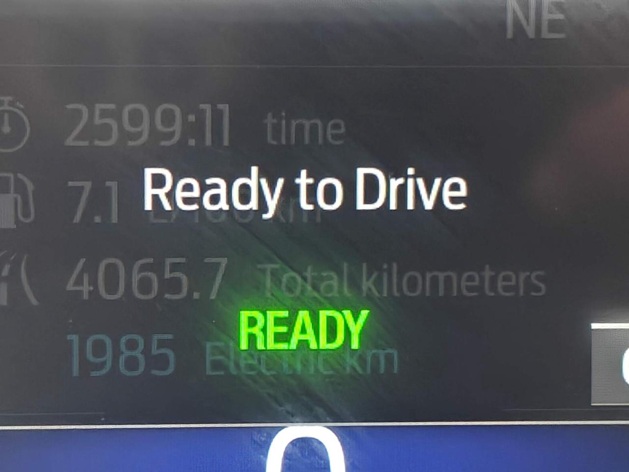 2022 Ford Escape SE Hybrid 4dr All-Wheel Drive Photo