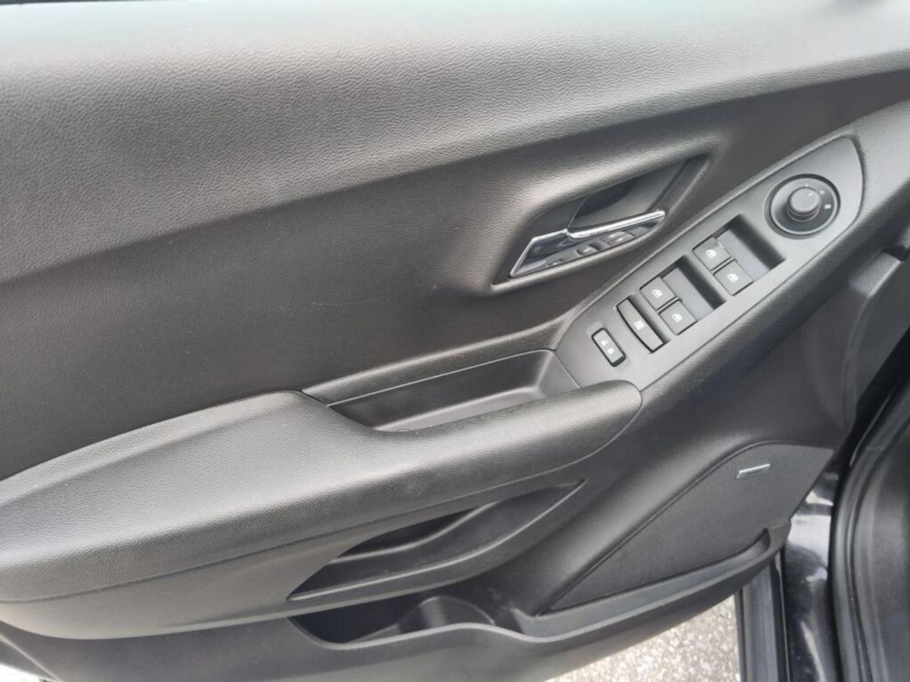2016 Chevrolet Trax LT All-Wheel Drive Photo