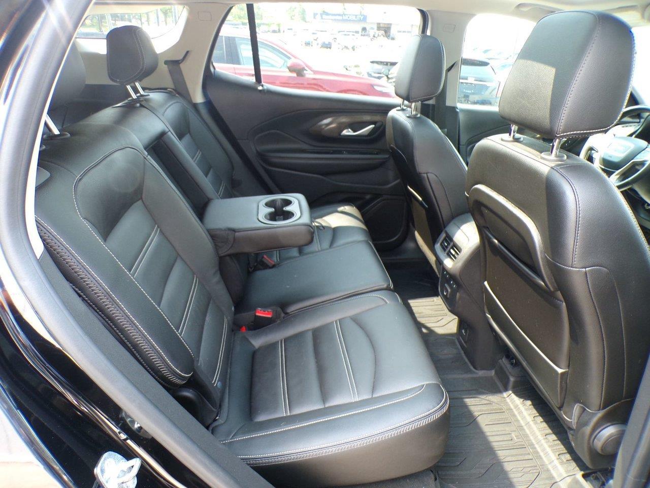 2022 GMC Terrain Denali All-Wheel Drive Photo