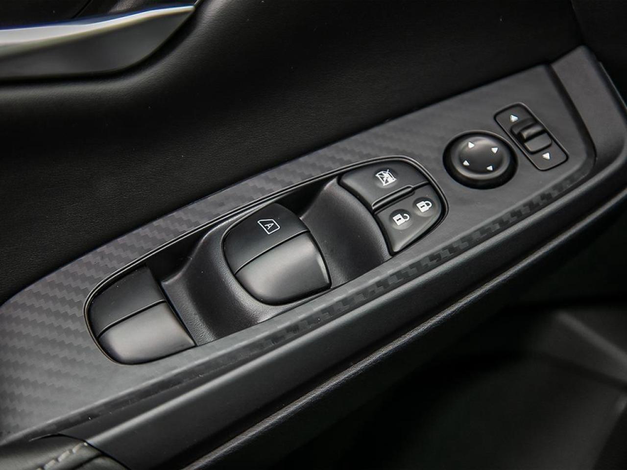 2025 Nissan Sentra SV 4DR SEDAN Photo