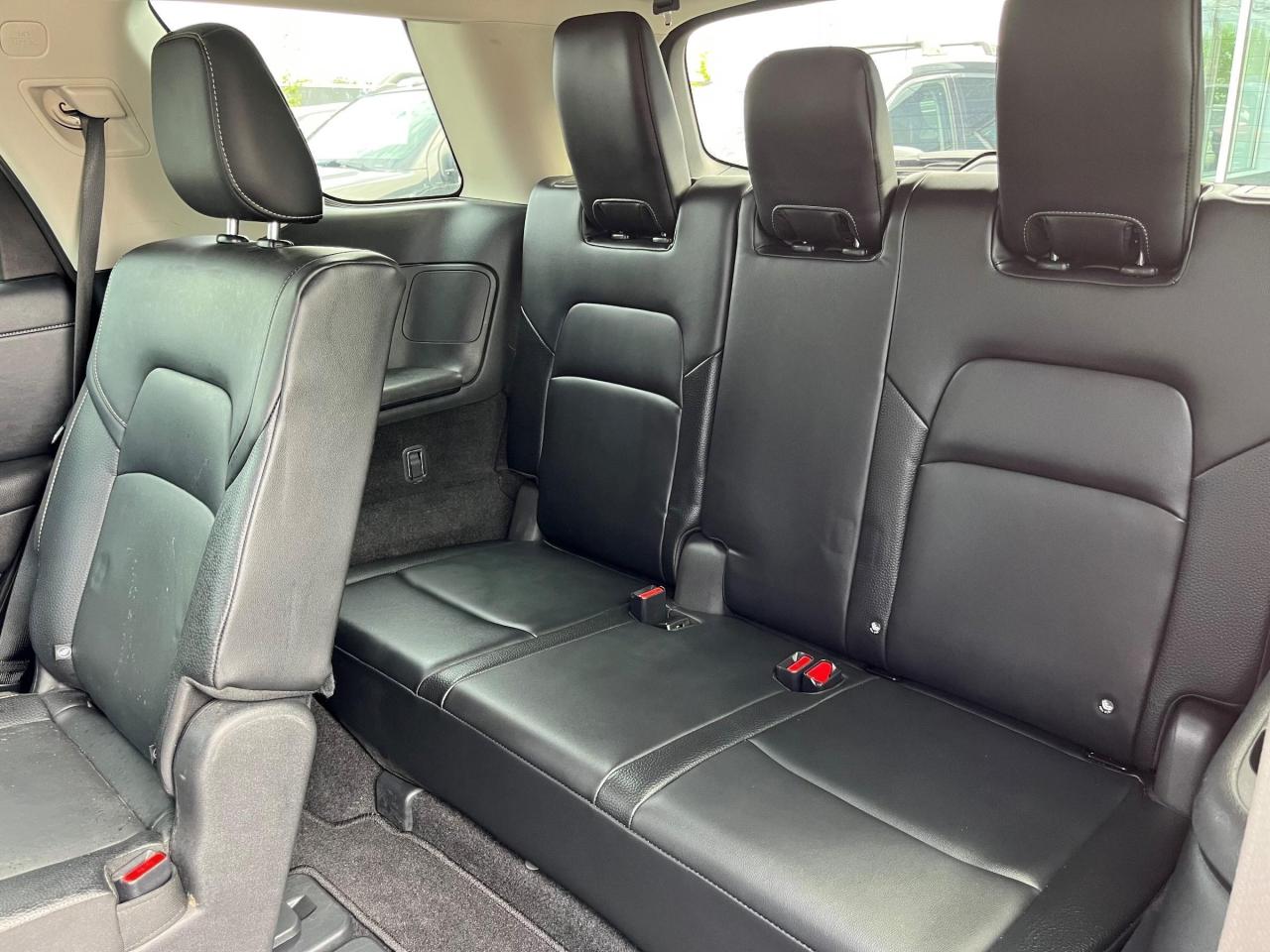 2022 Nissan Pathfinder SL 4dr 4x4 Photo