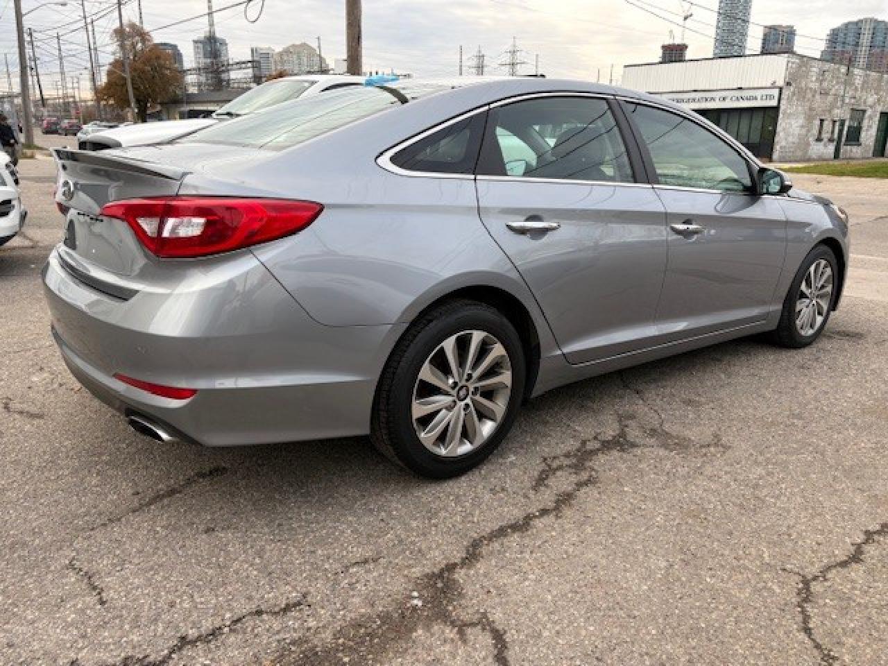 2016 Hyundai Sonata Limited (A6) 4dr Sedan Photo