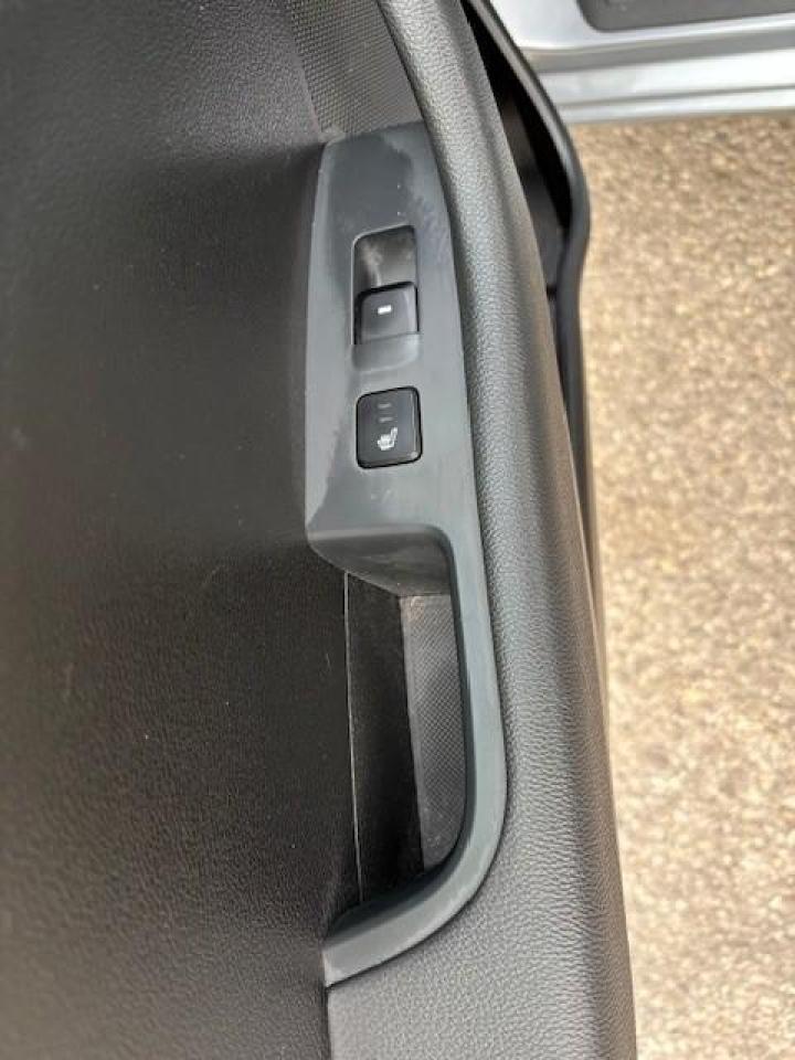 2016 Hyundai Sonata Limited (A6) 4dr Sedan Photo