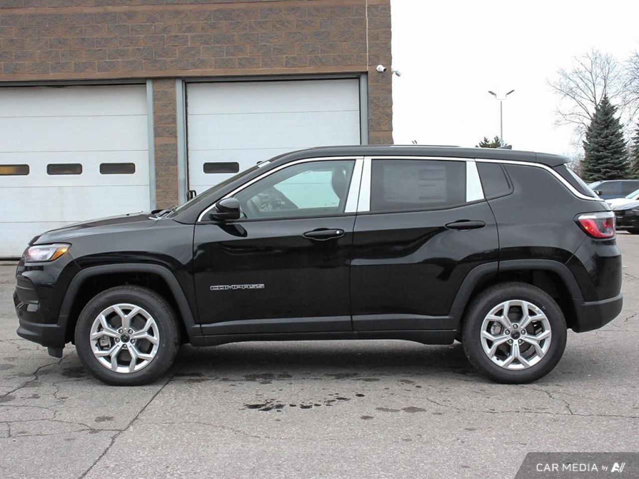 2025 Jeep Compass Sport 4dr 4x4 Photo2