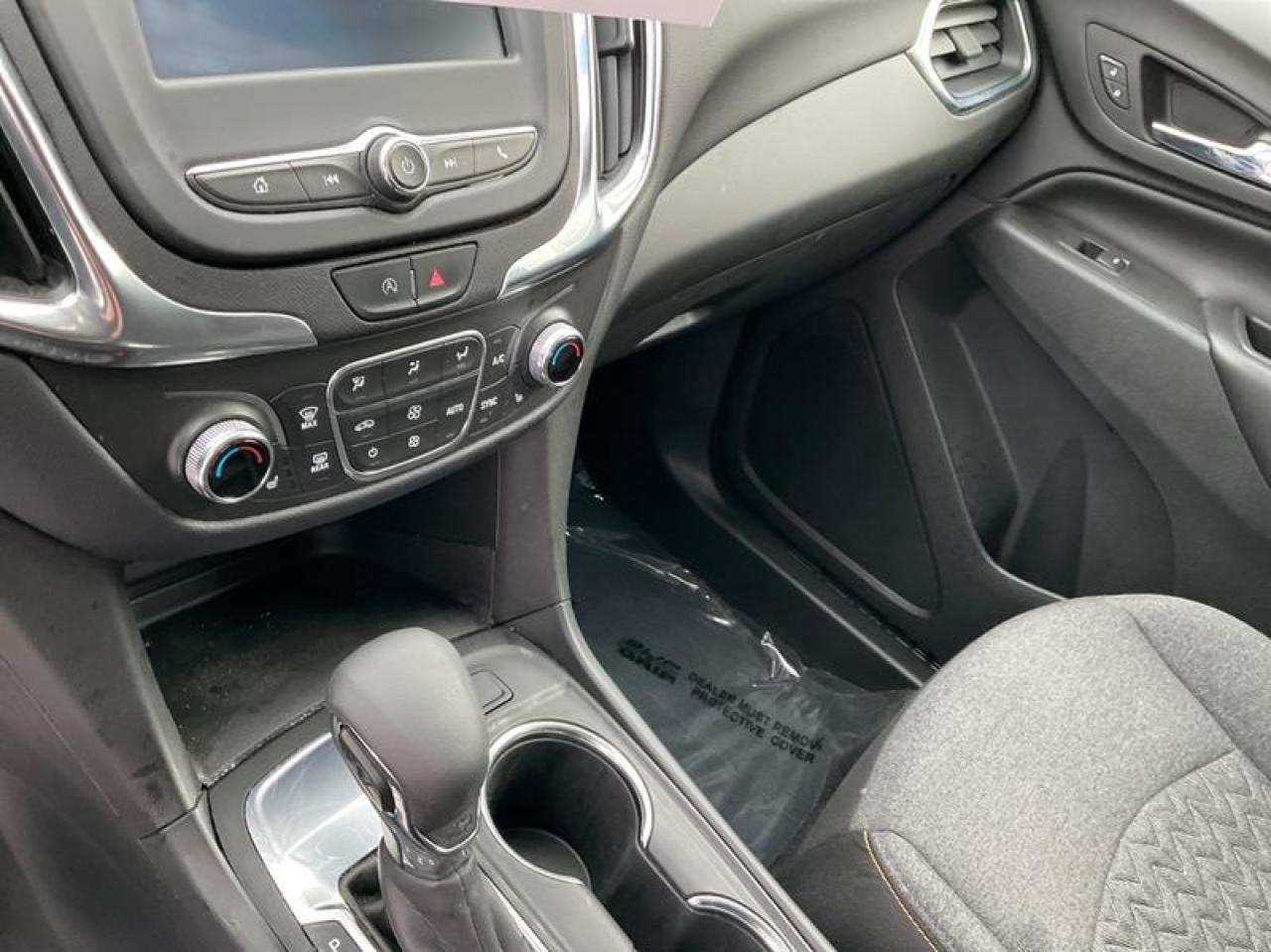 2022 Chevrolet Equinox LT Photo4