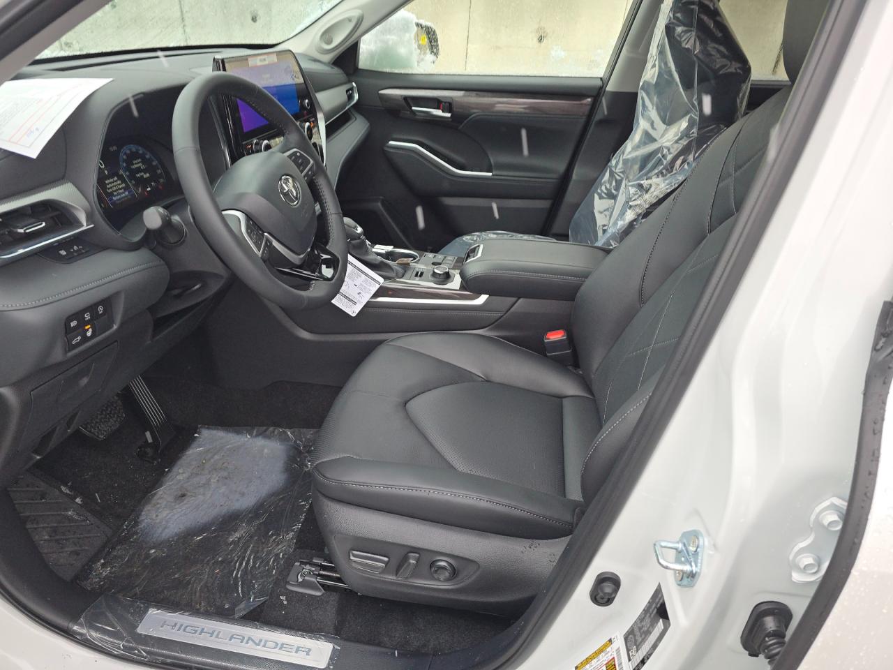 2026 Toyota Highlander Limited 4dr All-Wheel Drive Photo