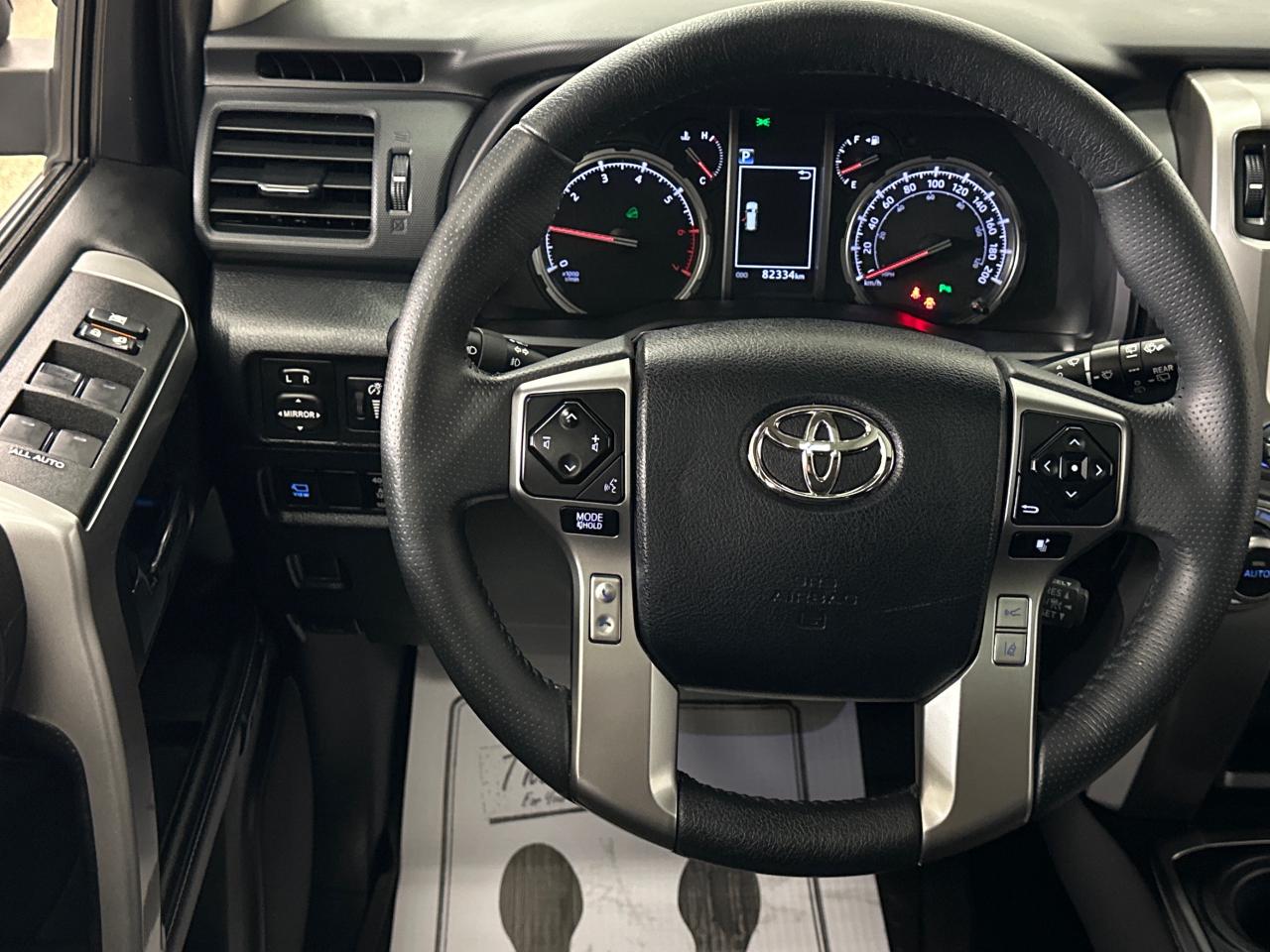 2022 Toyota 4Runner Base 4dr 4x4 Photo