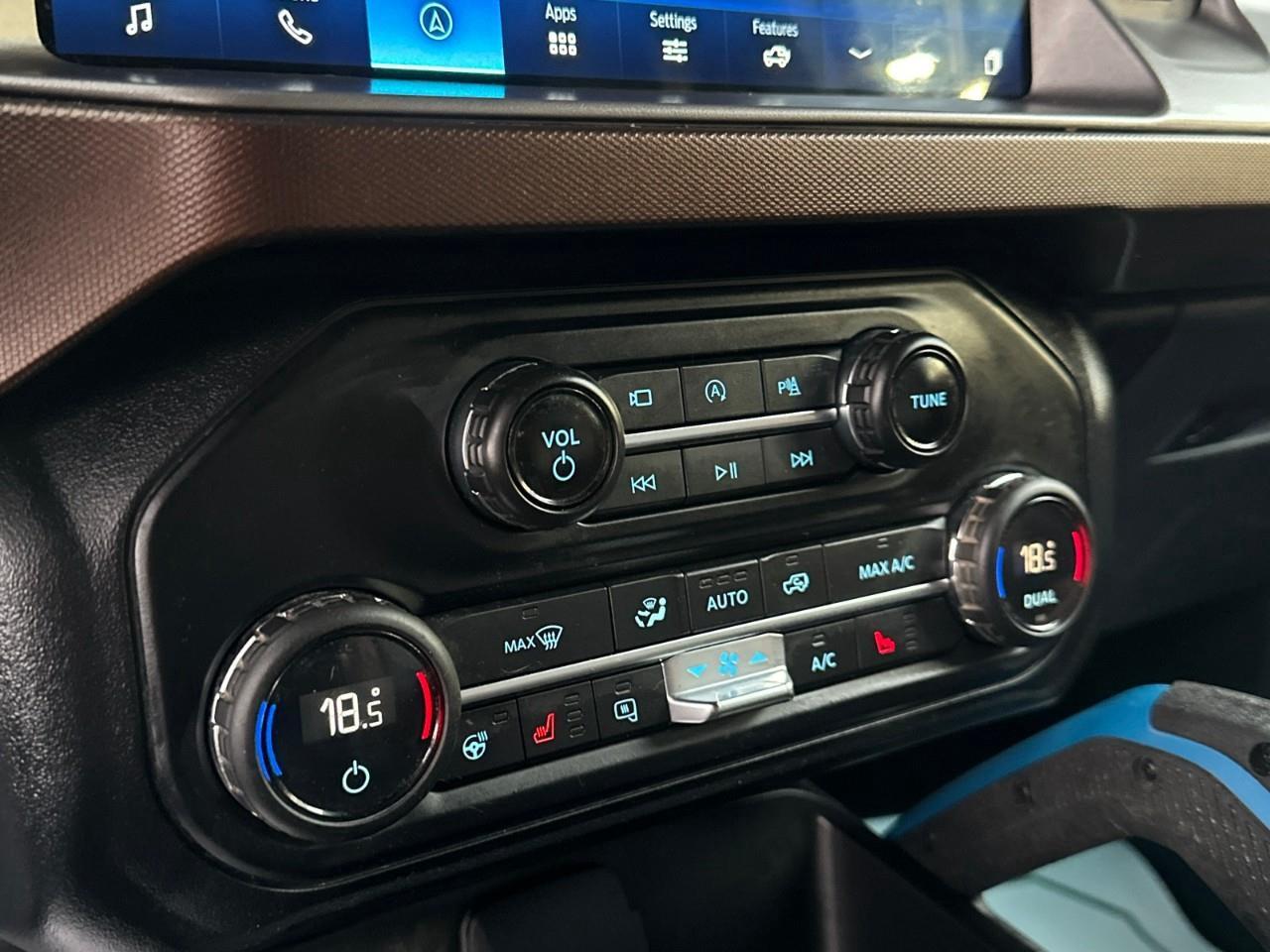 2021 Ford Bronco Outer Banks 4dr 4x4 Photo